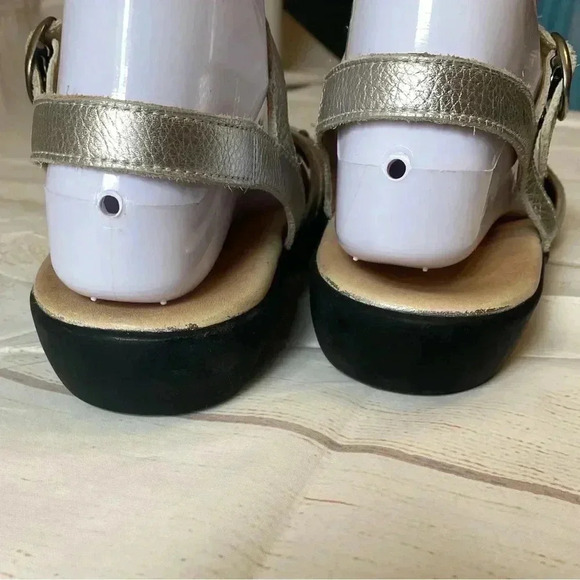 Mephisto Relax Shimmer Nubuck Sandals Size 38 - Picture 13 of 14